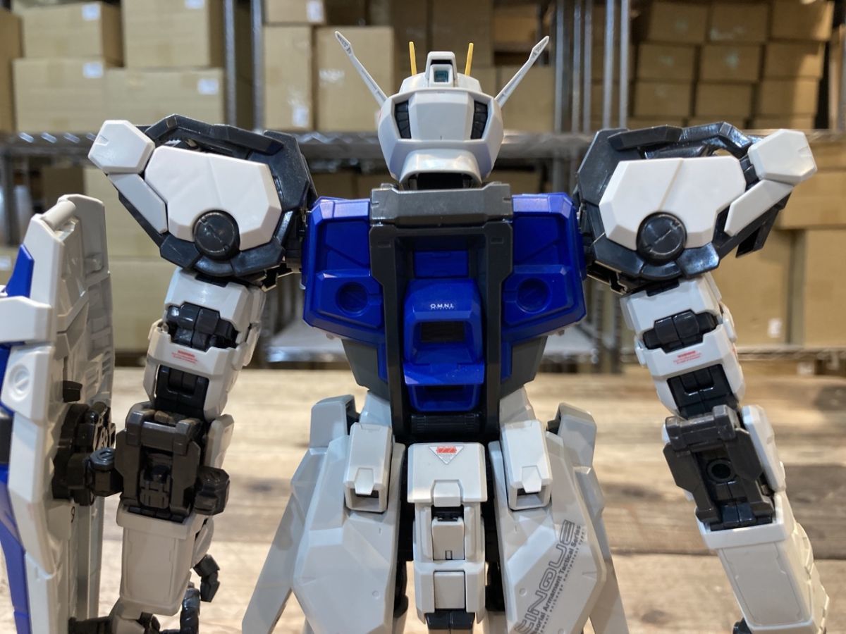 バンダイ PG ストライクガンダム 完成品 現状渡し 機動戦士ガンダム