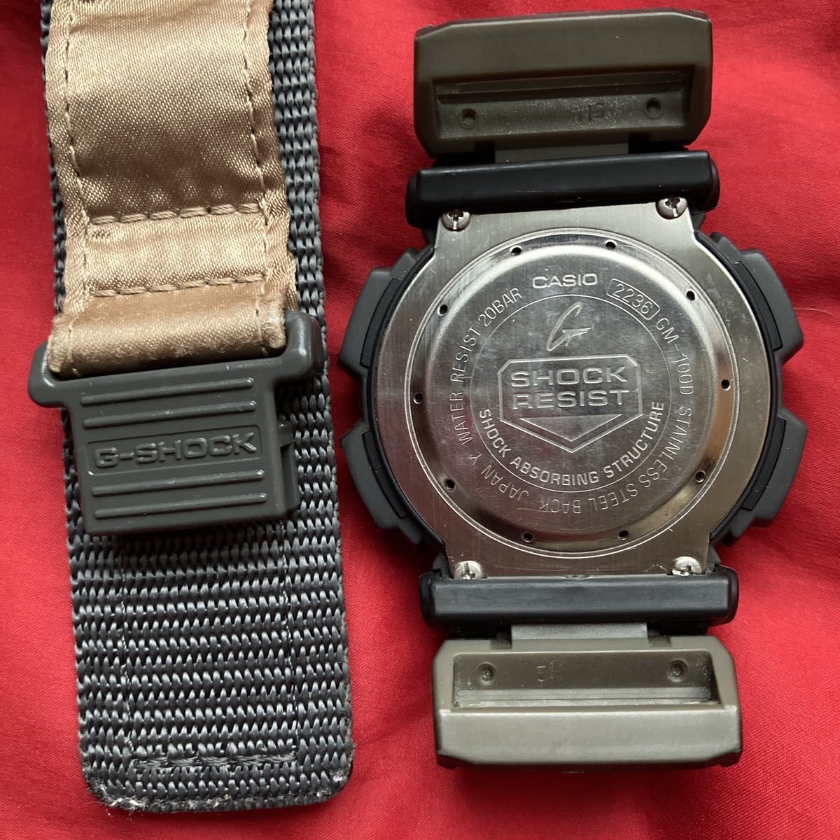 即決有激レアELセクシーガール 限定 G-SHOCK GM-100 G