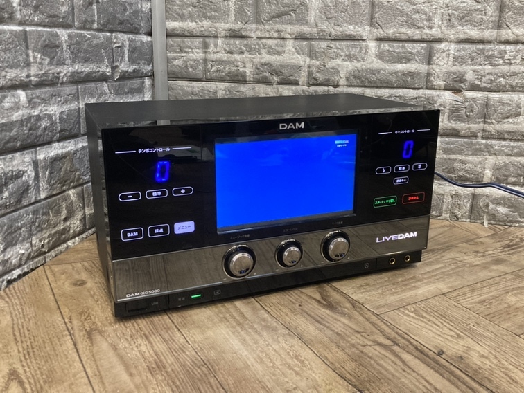 第一興商 LIVEDAM DAM-XG5000 カラオケ機器 ジャンク 「16911