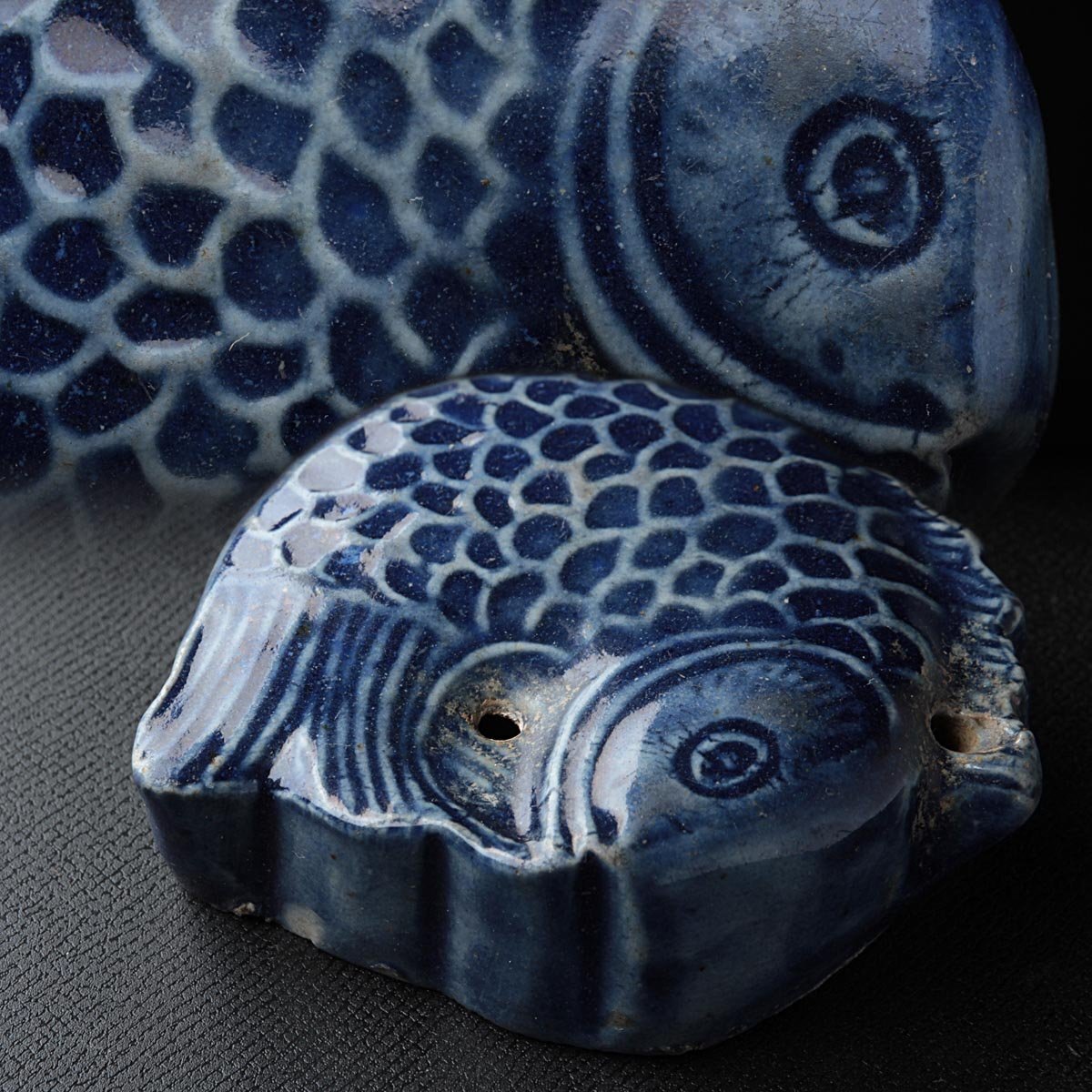 李朝瑠璃釉魚型水滴 李朝 瑠璃釉 魚形水滴 V R4752の通販はau PAY