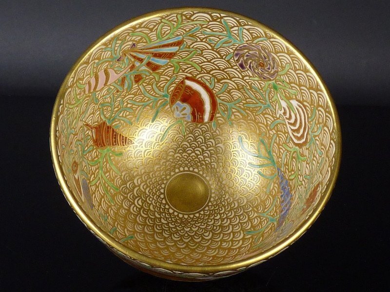 都屋】8 加藤利昇「仁清金静海波海松貝 茶碗」共箱 高さ 約8cm 幅 約