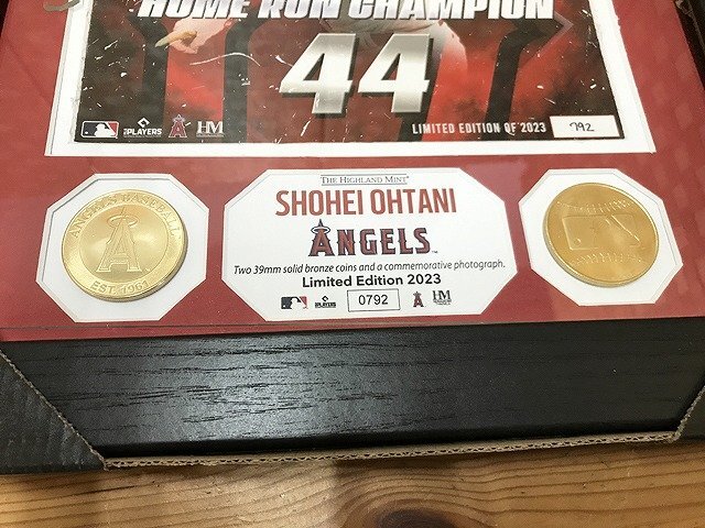 SOG44614相 Highland mint社 エンゼルス大谷翔平 2023 AL HR王獲得記念ダブルコインフォトミント ガラス割れ 直接お渡し歓迎_3