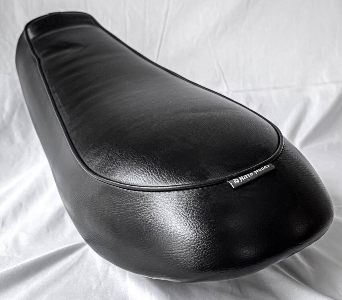 送料無料　カスタム シート 250TR ナイトロヘッズ　イージーライダース　希少 BJ250K_1