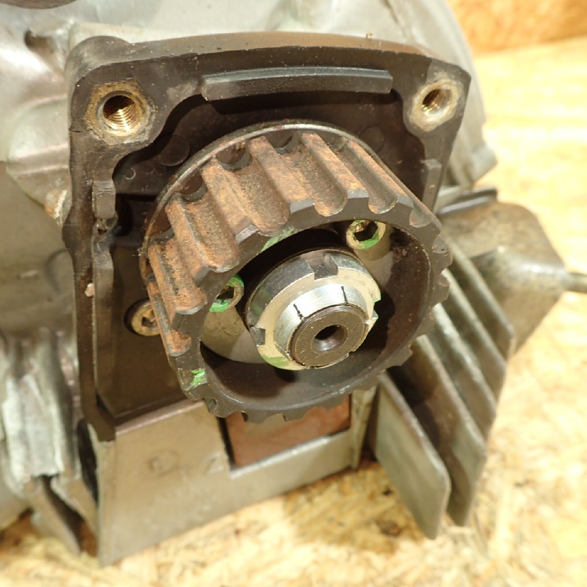 【送料Mサイズ】Ducati ZDMM421AA6B096*** モンスターS2R シリンダーヘッド 検.( MS2R 20249 17 DB3_5