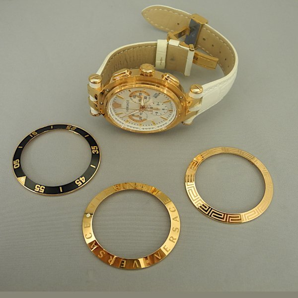 VERSACE(ヴェルサーチェ) ⁄ VERQ00220⁄V-RACE CHRONO⁄クォーツ