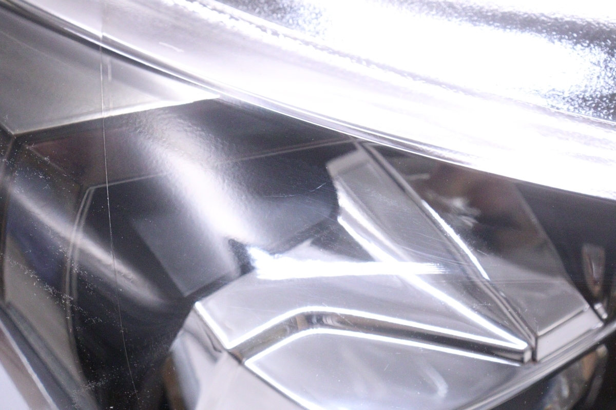 49-1211★【値下】美品 前期 LED GP5 フィットハイブリッド★右ヘッドライト STANLEY W0350 打刻:３ ブルーメッキ 純正★ホンダ (UK)_4