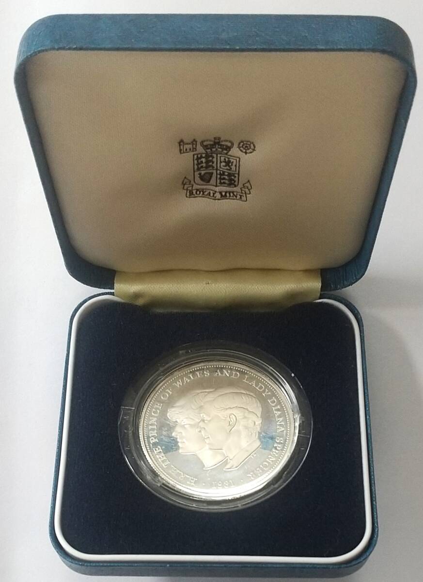 ▽イギリス 1981年 ブリティッシュクラウン コイン 5シリング▽na59