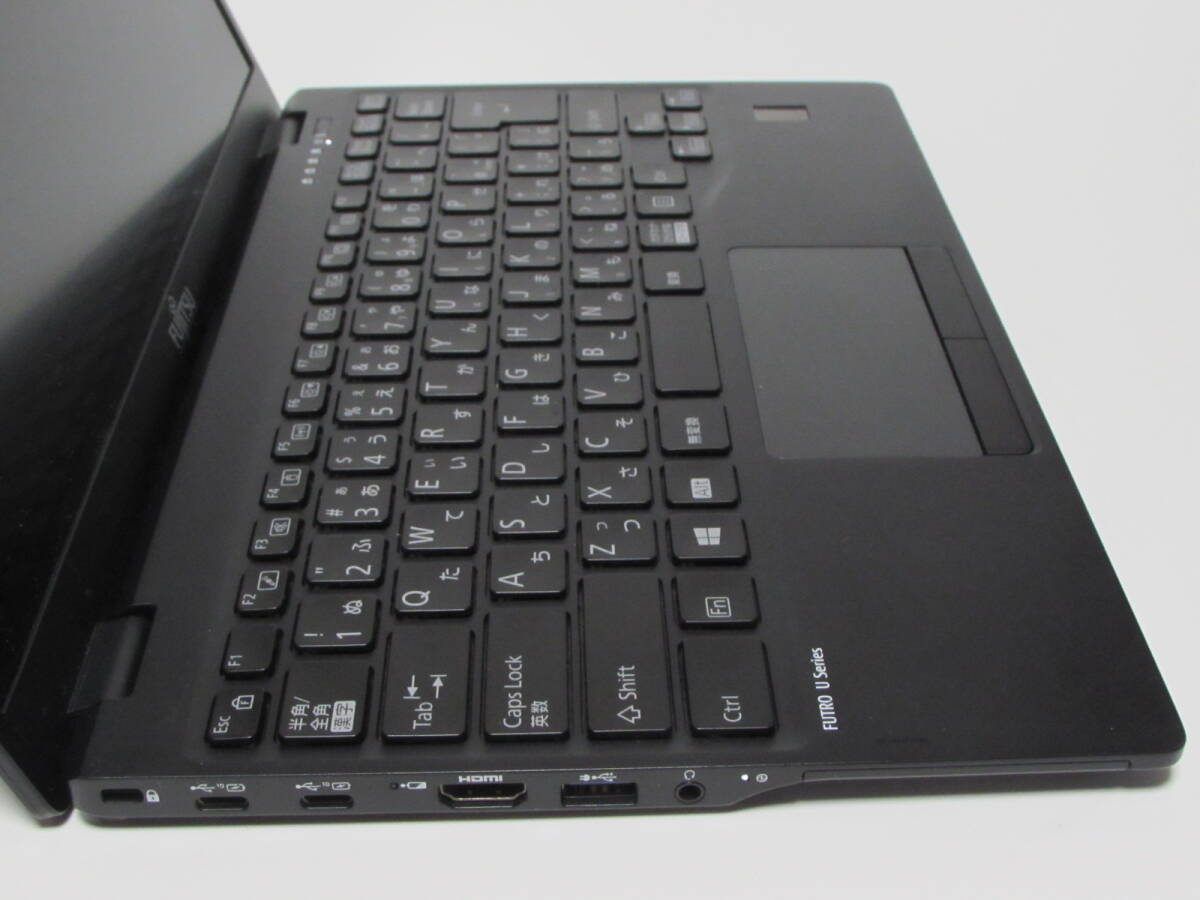 ジャンク FUJITSU LIFEBOOK U9311 M 第11世代 Celeron 4GB 13.3インチ