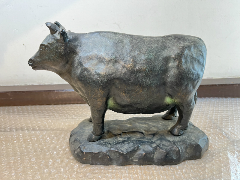 中古品 牛 肉 部位 ブロンズ像 詳細不明 ディスプレイ 置物 インテリア