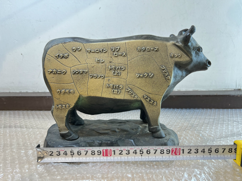 中古品 牛 肉 部位 ブロンズ像 詳細不明 ディスプレイ 置物 インテリア