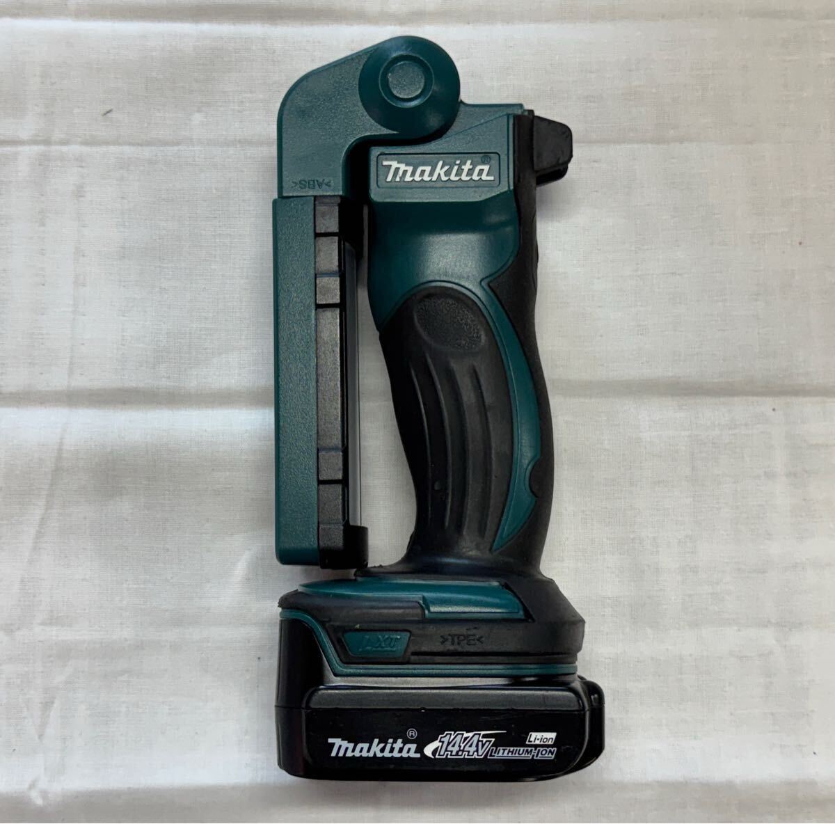 makita モデルML801 14.4V-18V 中古品！バッテリBL1415中古品付き！_3