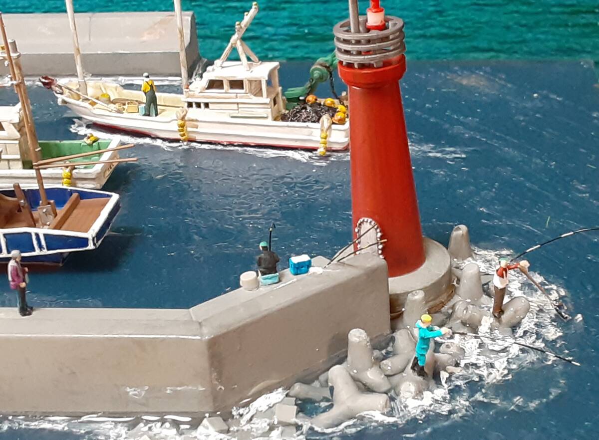 1/150 小さな漁港のジオラマ完成品 LED照明及び自作クリアケース付き