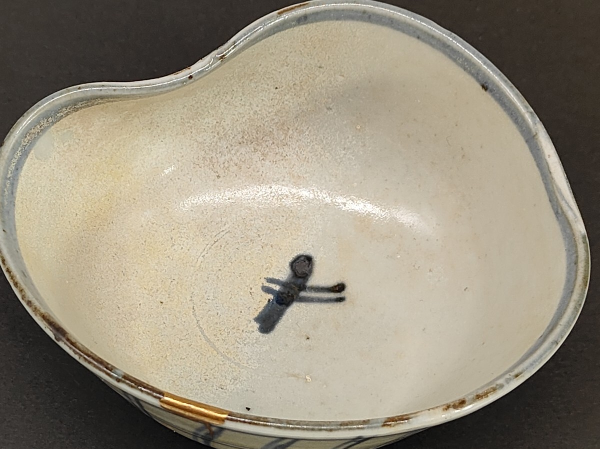 古伊万里くらわんか碗 変形 茶碗 茶道具 茶器 時代物(染付)｜売買され