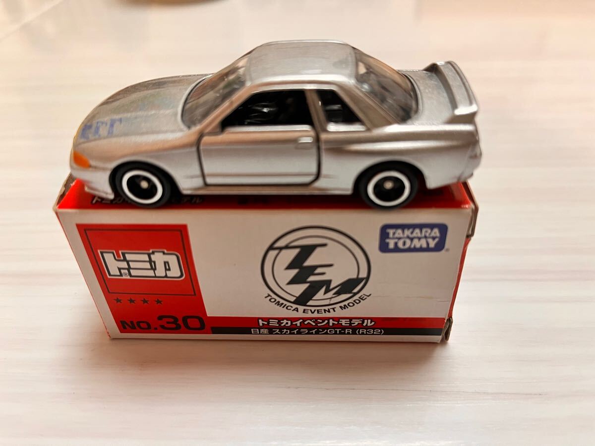 トミカ トミカイベントモデル ニッサン スカイライン　GT-R R32 30_2
