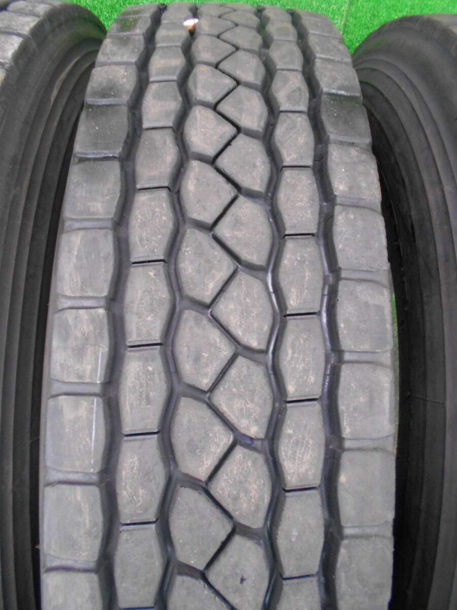 M-334 11R22.5 14PR BS エコピア M-81C 再生 ミックス バリ山 4本set
