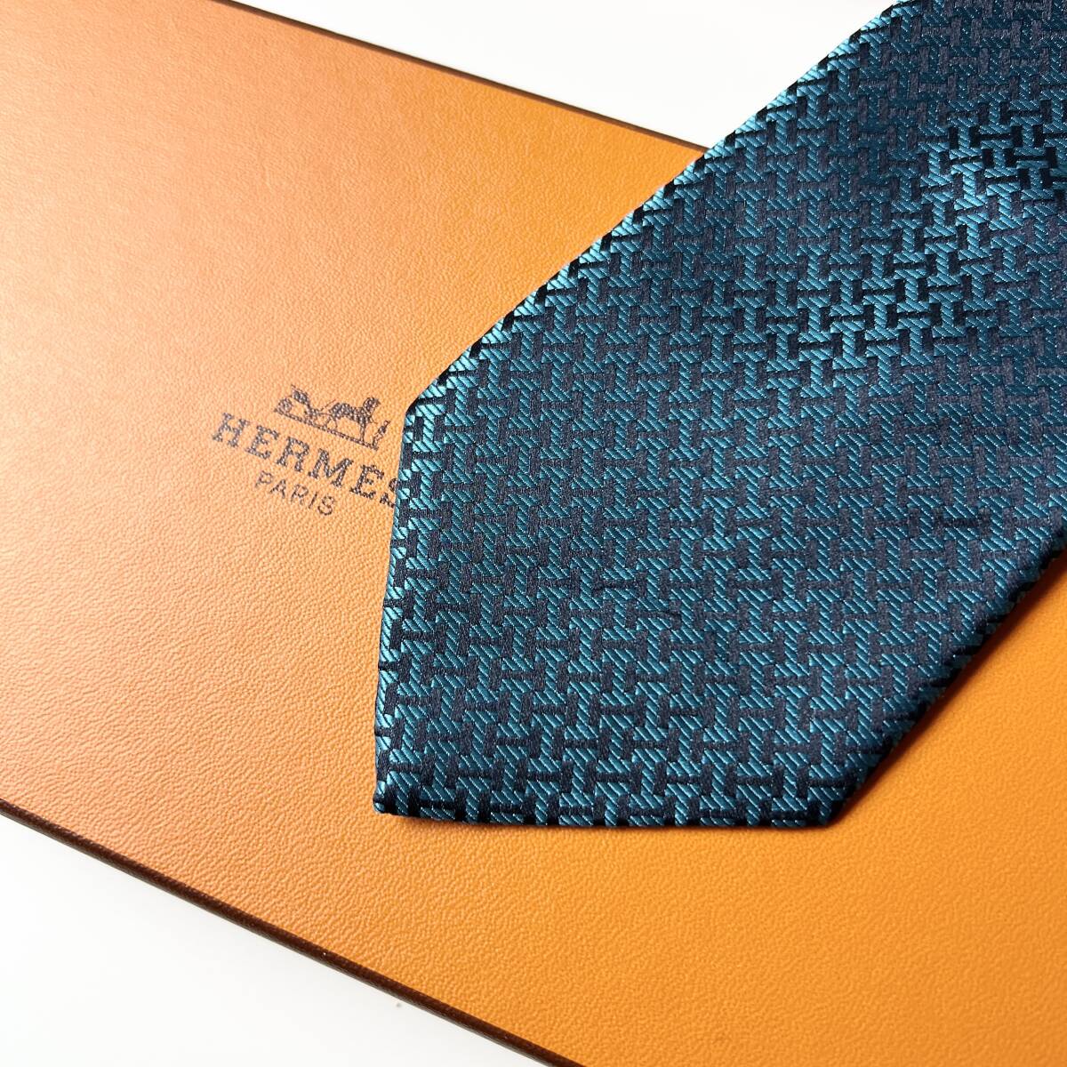 H柄 ニューH ファソネH織タイ H織り エルメス HERMES ネクタイ シルク
