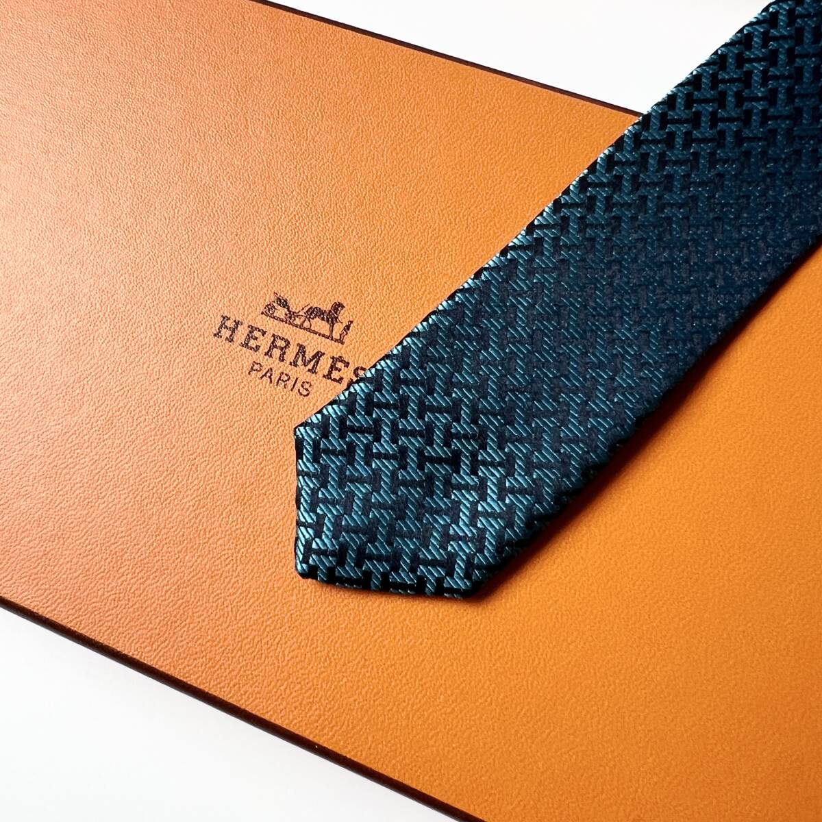 H柄 ニューH ファソネH織タイ H織り エルメス HERMES ネクタイ シルク