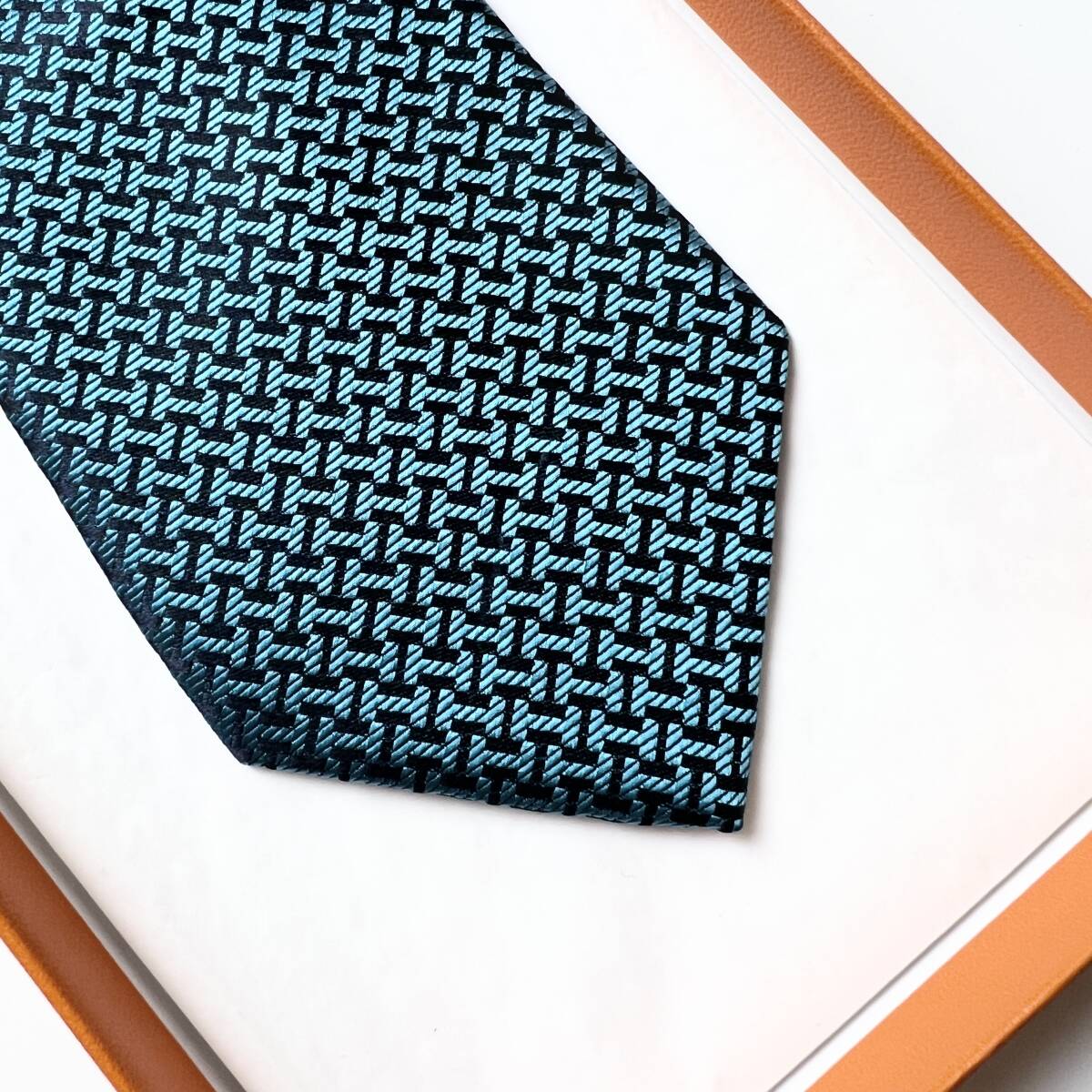 H柄 ニューH ファソネH織タイ H織り エルメス HERMES ネクタイ シルク