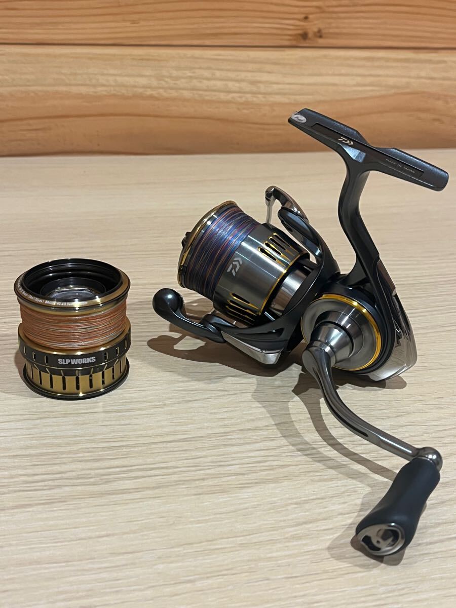 ダイワ 23 エアリティ PC LT 2500 H SLPワークス スプール付き 中古