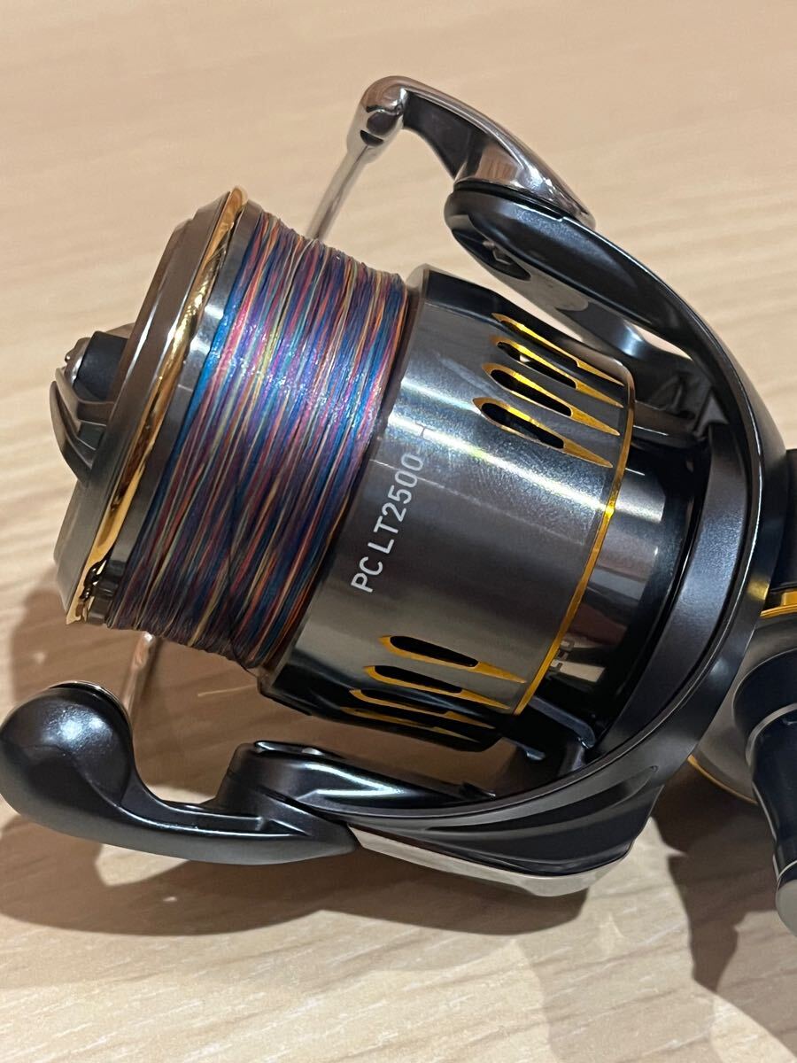 ダイワ 23 エアリティ PC LT 2500 H SLPワークス スプール付き 中古