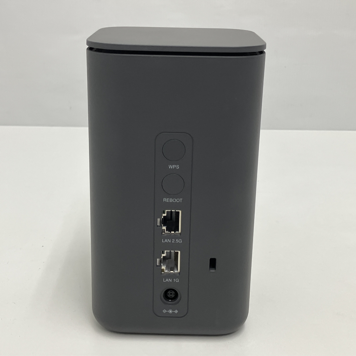NTT ドコモ docomo HR02 home 5G ホーム ルーター WiFi 中古 良好