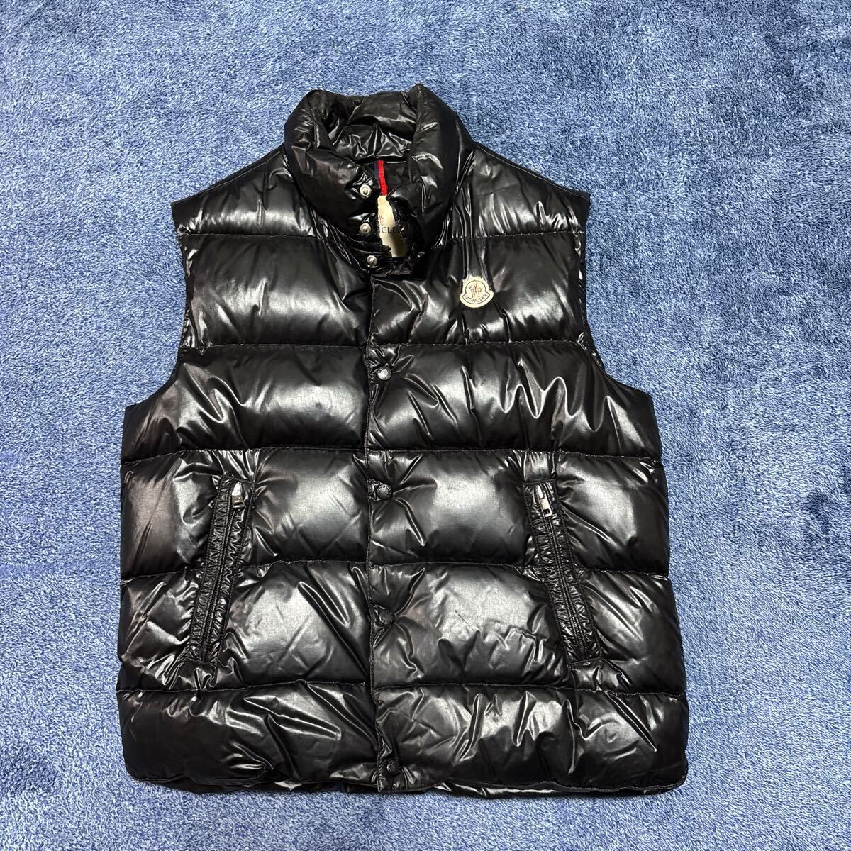 国内正規品 MONCLER モンクレール ダウンベストメンズサイズ3 ブラック 