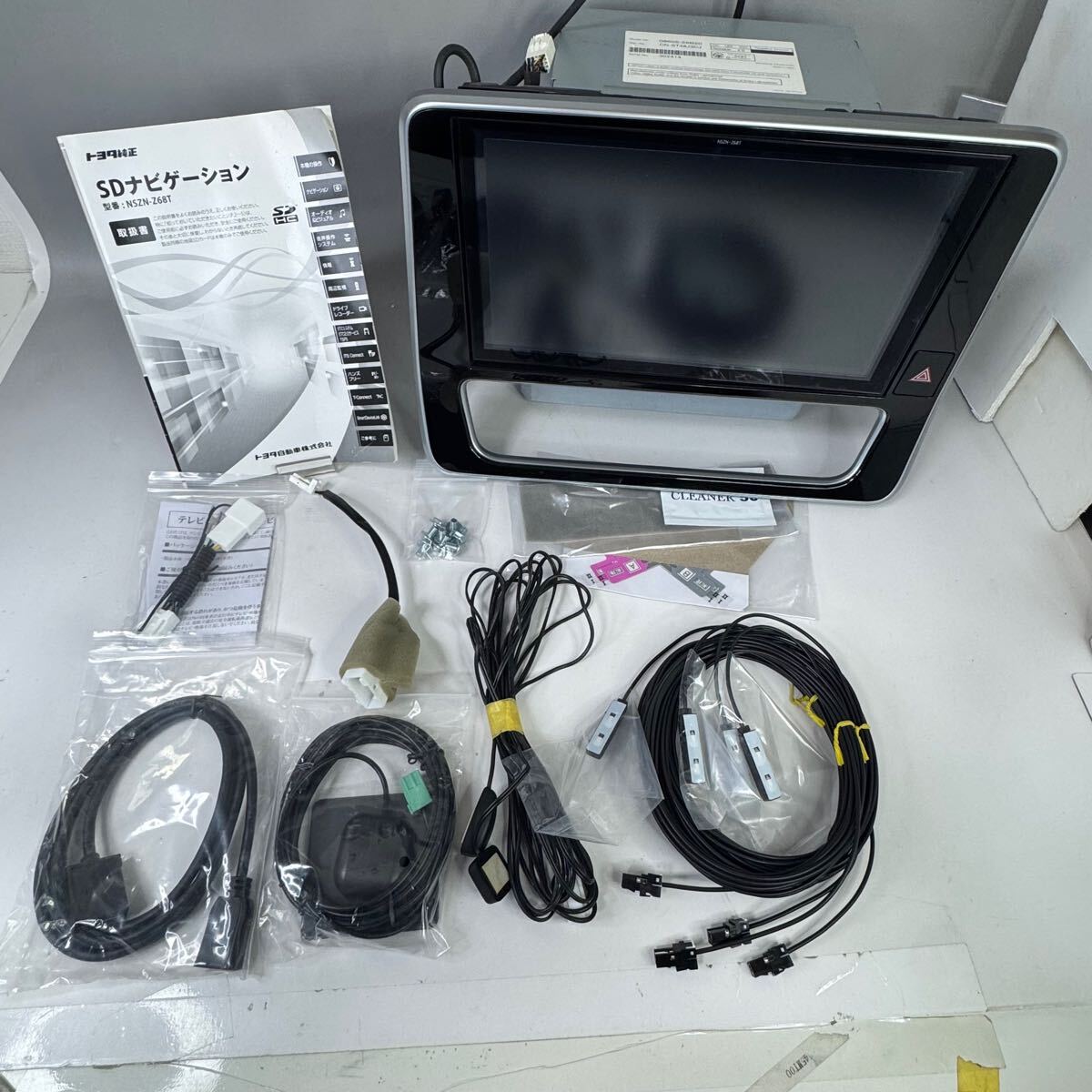トヨタ NSZN-Z66T SDナビゲーション 美品TOYOTA NSZN-Z66T カーナビ 10インチ SDナビフルセグマイクロ地図