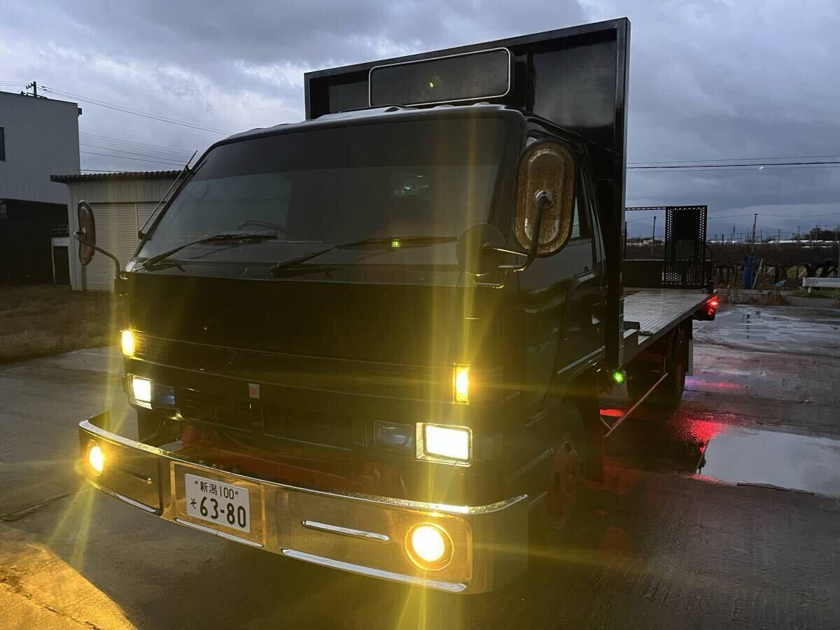 即戦力 いすゞ エルフ 角目4灯 H2 積載車 キャリアカー 車検R7.12 最大積載量2000kg デコトラ レトロ アートトラック セーフティローダー_10