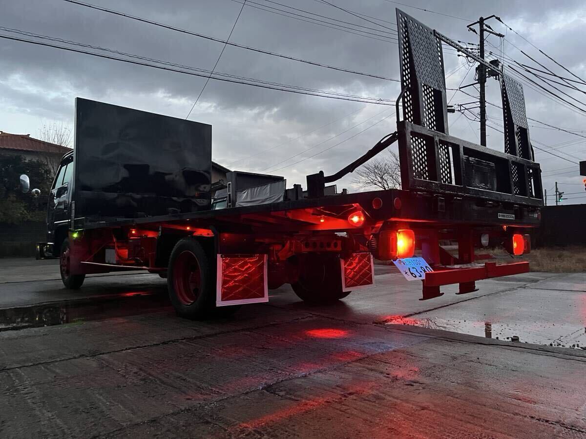 即戦力 いすゞ エルフ 角目4灯 H2 積載車 キャリアカー 車検R7.12 最大積載量2000kg デコトラ レトロ アートトラック セーフティローダー_4