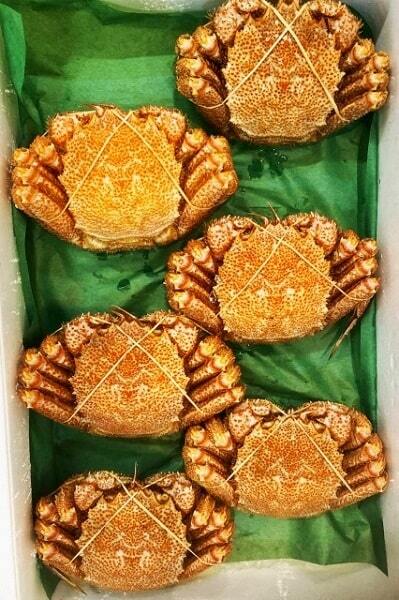 高品質，定番人気 毛ガニ ６尾 約２ｋｇ 新物 北海道産 生食用 ボイル 身入り バッチリ 折れ混ざり 送料は説名分にて確認を(毛ガニ)｜売買されたオークション情報、yahooの商品情報をアーカイブ公開 - オーク 毛ガニ