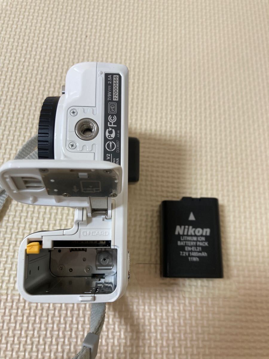 Nikon ニコン 1 V2 ミラーレス 一眼 カメラ レンズ ミラーレス一眼