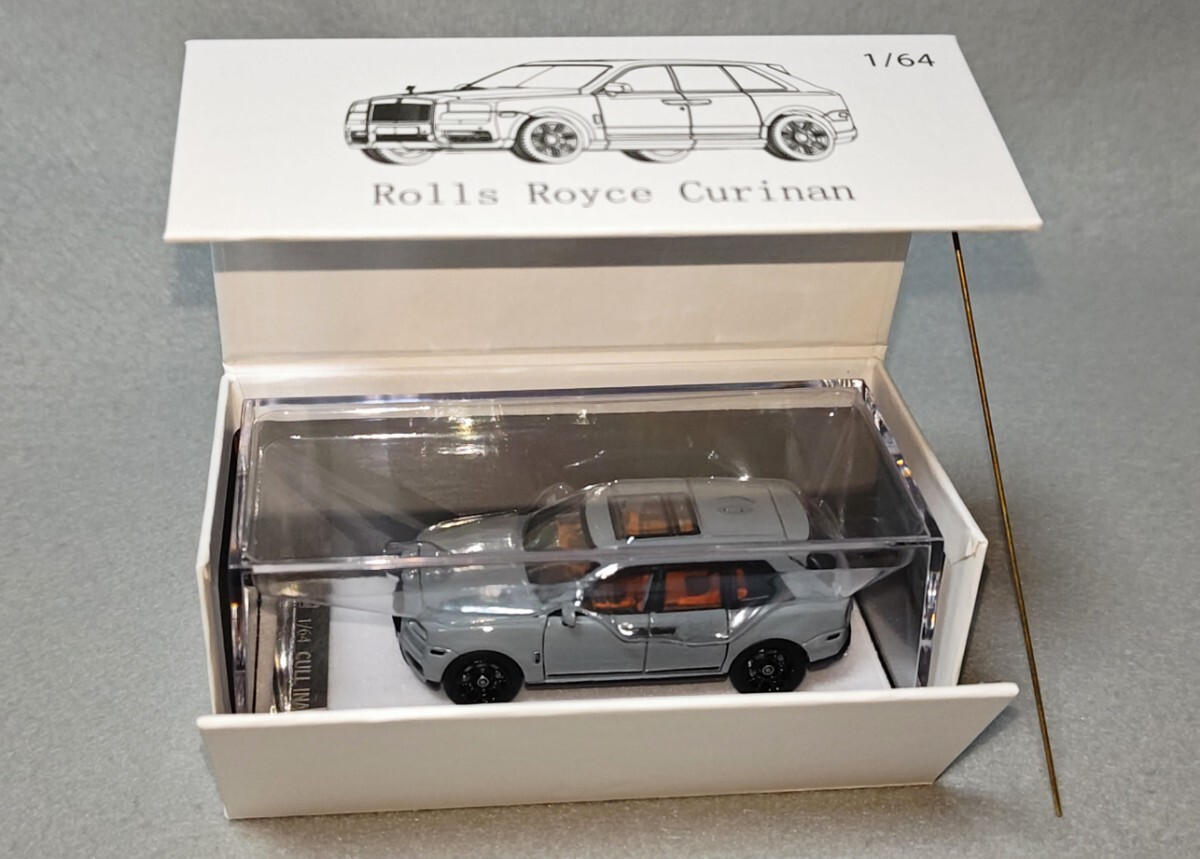 DCM製1/64 Rolls-Royce Curinan DCM Cullinan Rolls-Royce &amp;amp; Pink&frasl; Sky