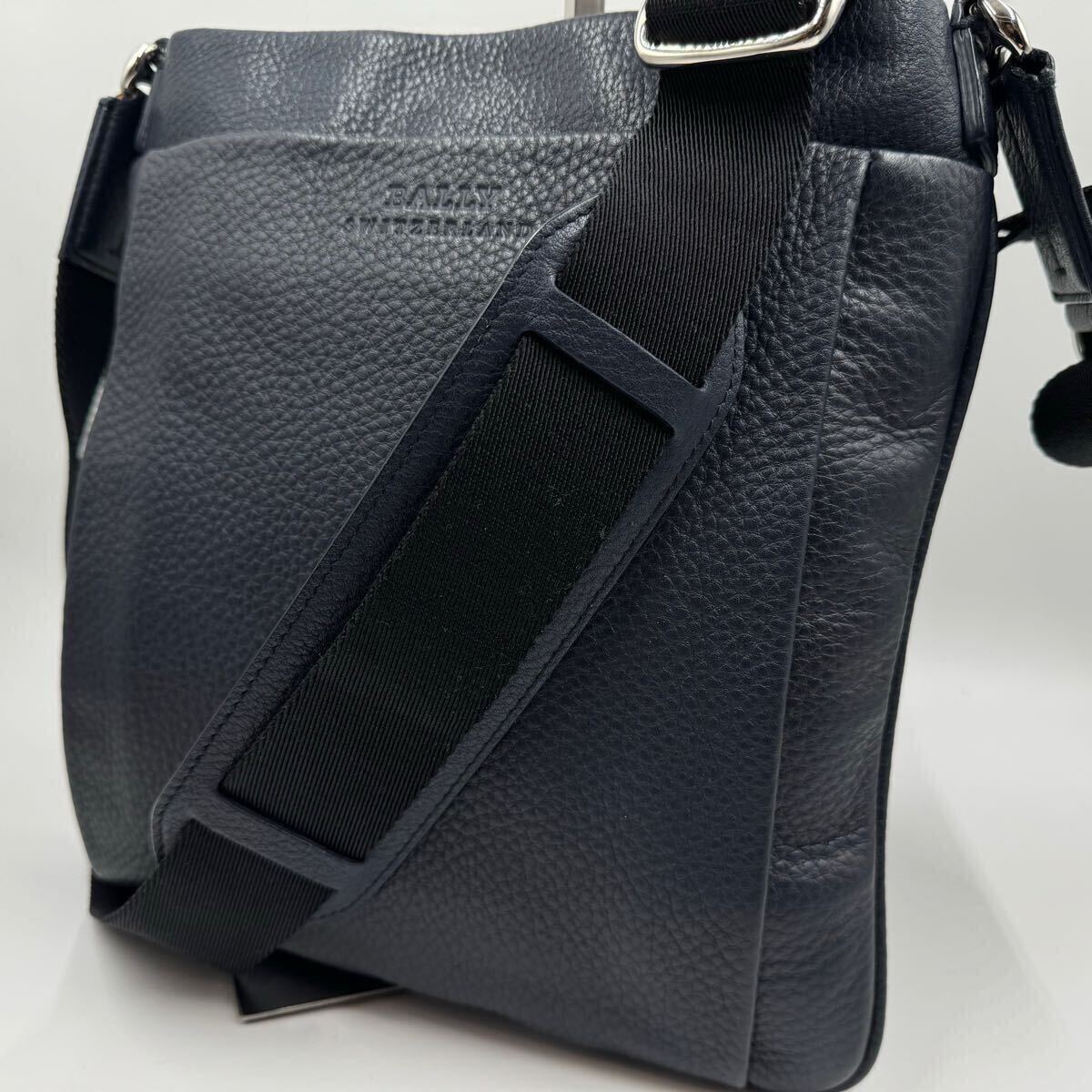 【希少】BALLY バリー ショルダーバッグ サコッシュ レザー 革 黒 美品/希少 BALLY バリー サコッシュ 斜め掛け シボ革 レザー 本革