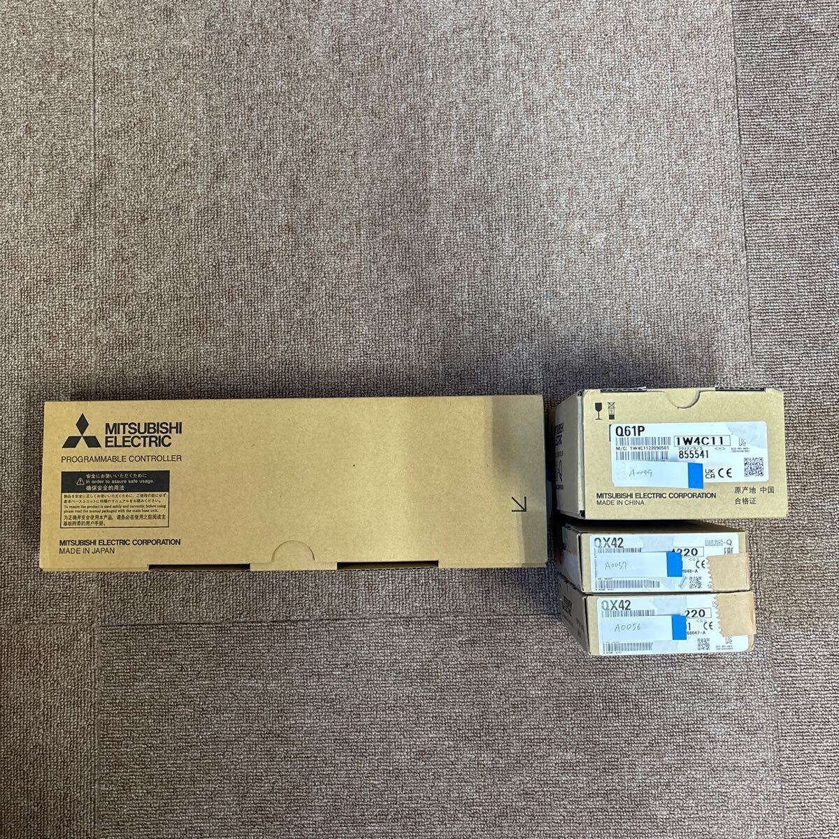 PLC シーケンサ Q38B 三菱電機 QY42P QX42 Q61P-A2 Mitsubishi Q06HCPU 