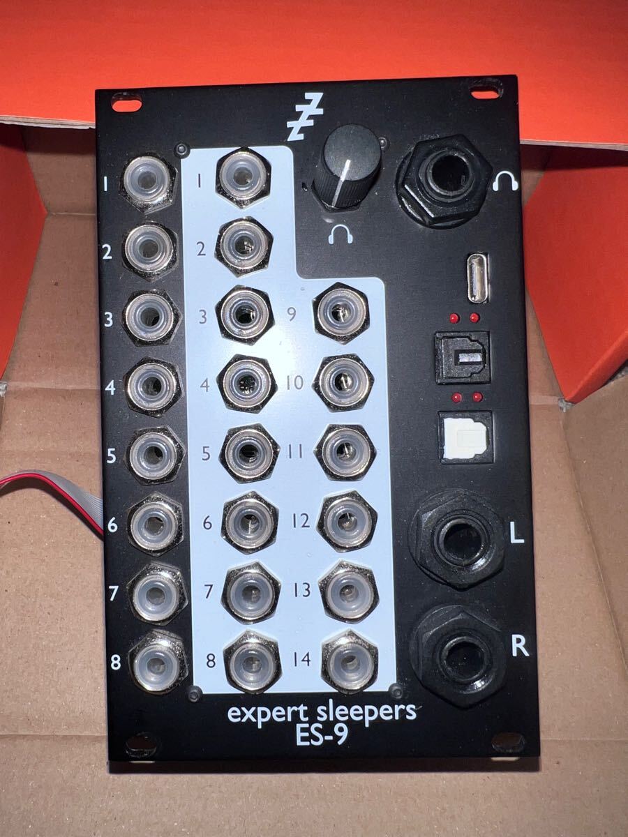ES9 Expert Sleepers ユーロラック 半年前に正規店より中古にて購入