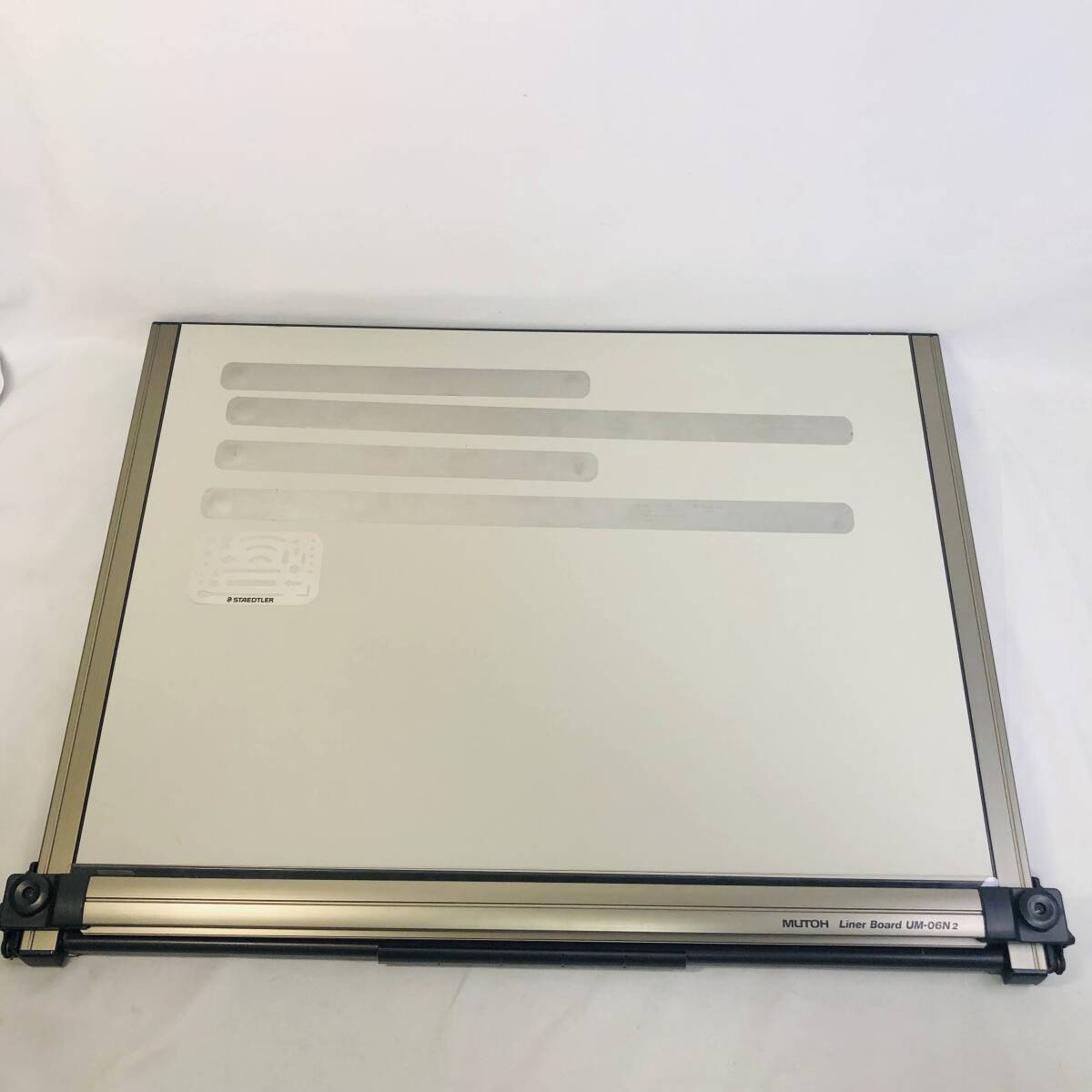 製図板】中古 MUTOH ライナーボード UM-06N2(文房具)｜売買された