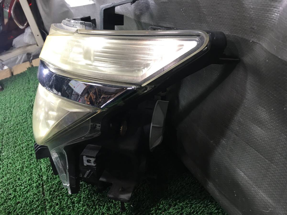 103-L0121b★ エルグランド オーテック TE52 左 ヘッドライト KOITO 100-23008 平成23年 HID プロジェクター 付 E52 TNE52 PE52 PNE52_2