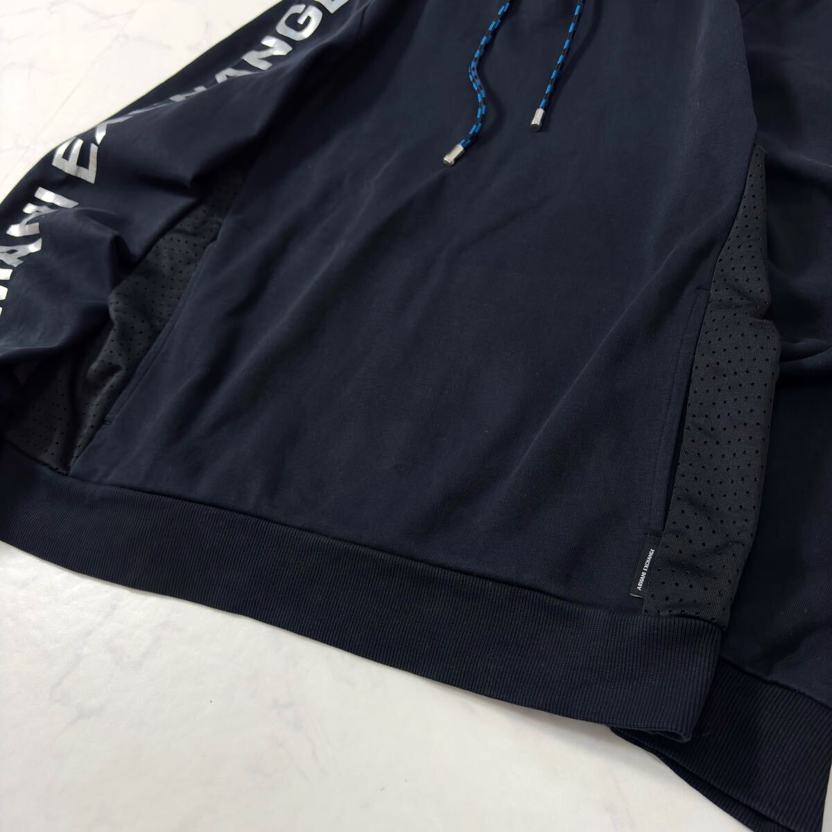 美品/Lサイズ】ARMANI EXCHANGE パーカー プルオーバー スウェット 