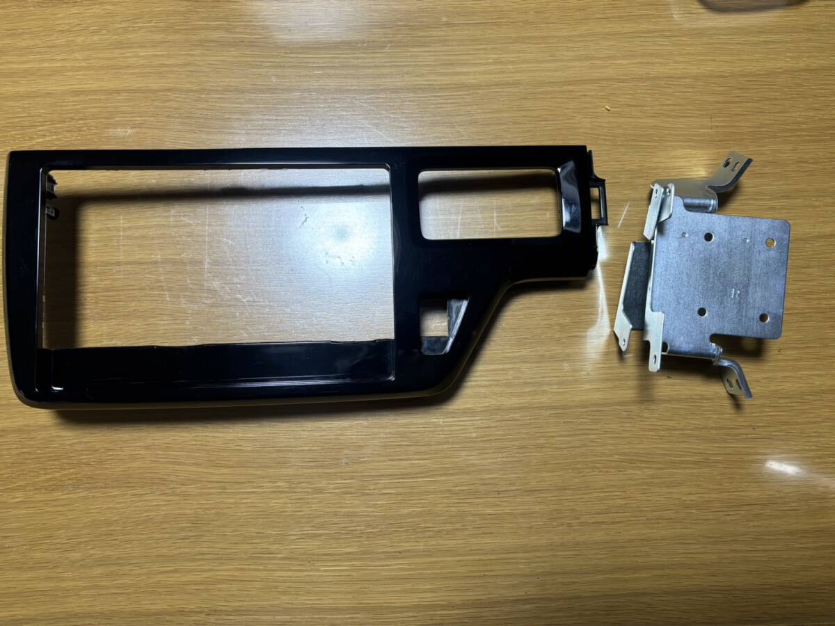 【ジャンク品】　VXM-165VFNi ステップワゴン用9インチナビ【セキュリティロック】