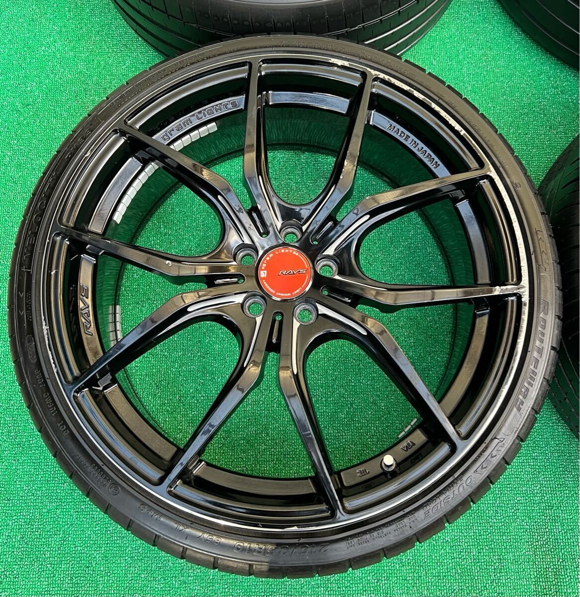 美品 RAYS レイズ グラムライツ 57FXX 19インチタイヤ/ホイール4本 8.5J+45 PCD100 5H 2020年製 プリウス 86 BRZ ZN6 ZC6等 19インチ レイズ 57FXX タイヤ、ホイール 5H114.3 0