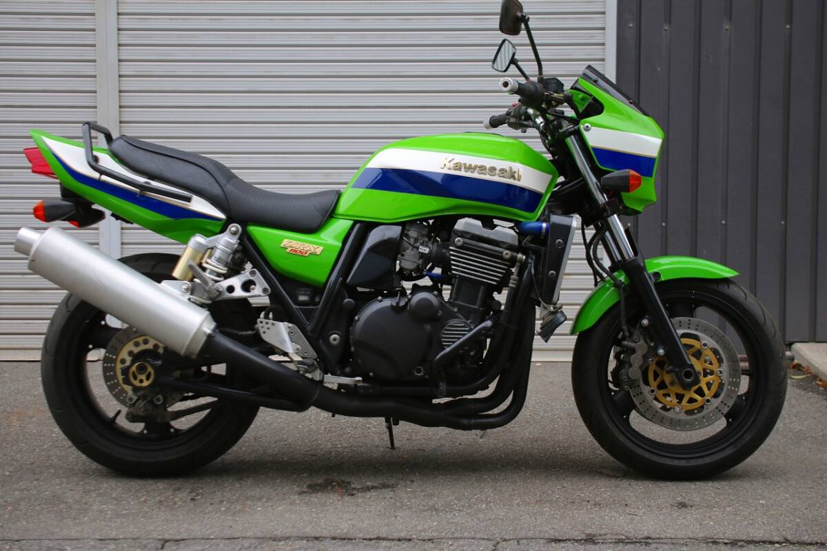 ZRX1100/C1モデル/人気のライムグリーン/フェンダーレスやグラブバー
