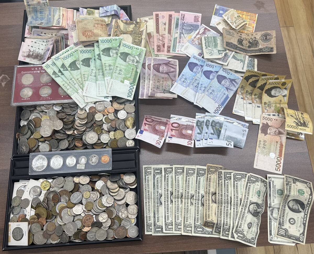 4491A 【外国コイン・紙幣】 海外のお金 外国銭 推定約5kg以上 アメリカ/中国/韓国
