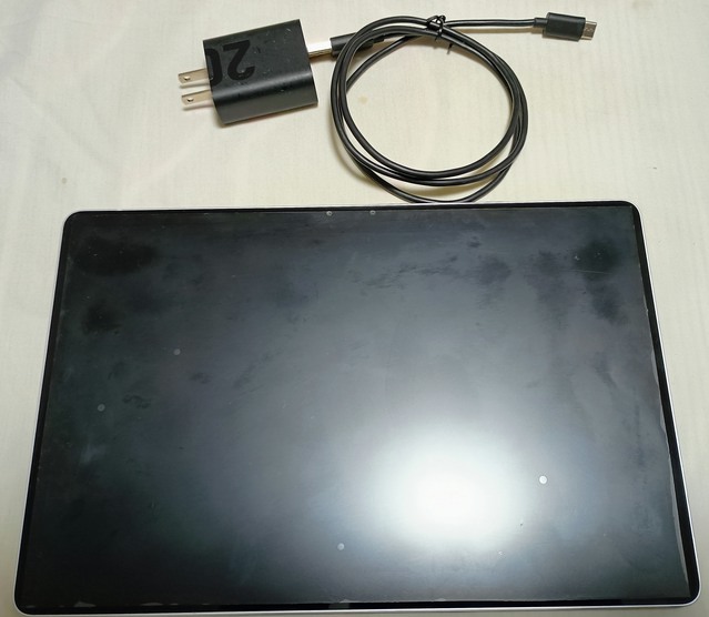 NEC LAVIE T11 11QHD1 本体・ACアダプター・ケーブルのみ（箱・説明書無し）_1