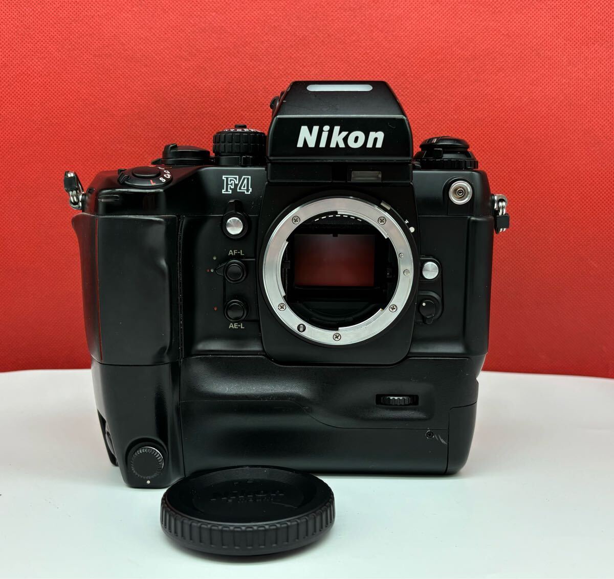 【美品】Nikon ニコン F4E ボディ#635 Nikon F4E MB-23 マルチフォトミックファインダー DP-20 フィルム