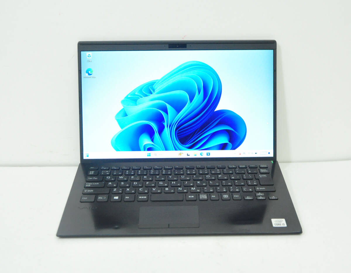 FUJITSU/デスクトップ/第9世代Core i3/メモリ8GB/WEBカメラ無/OS無
