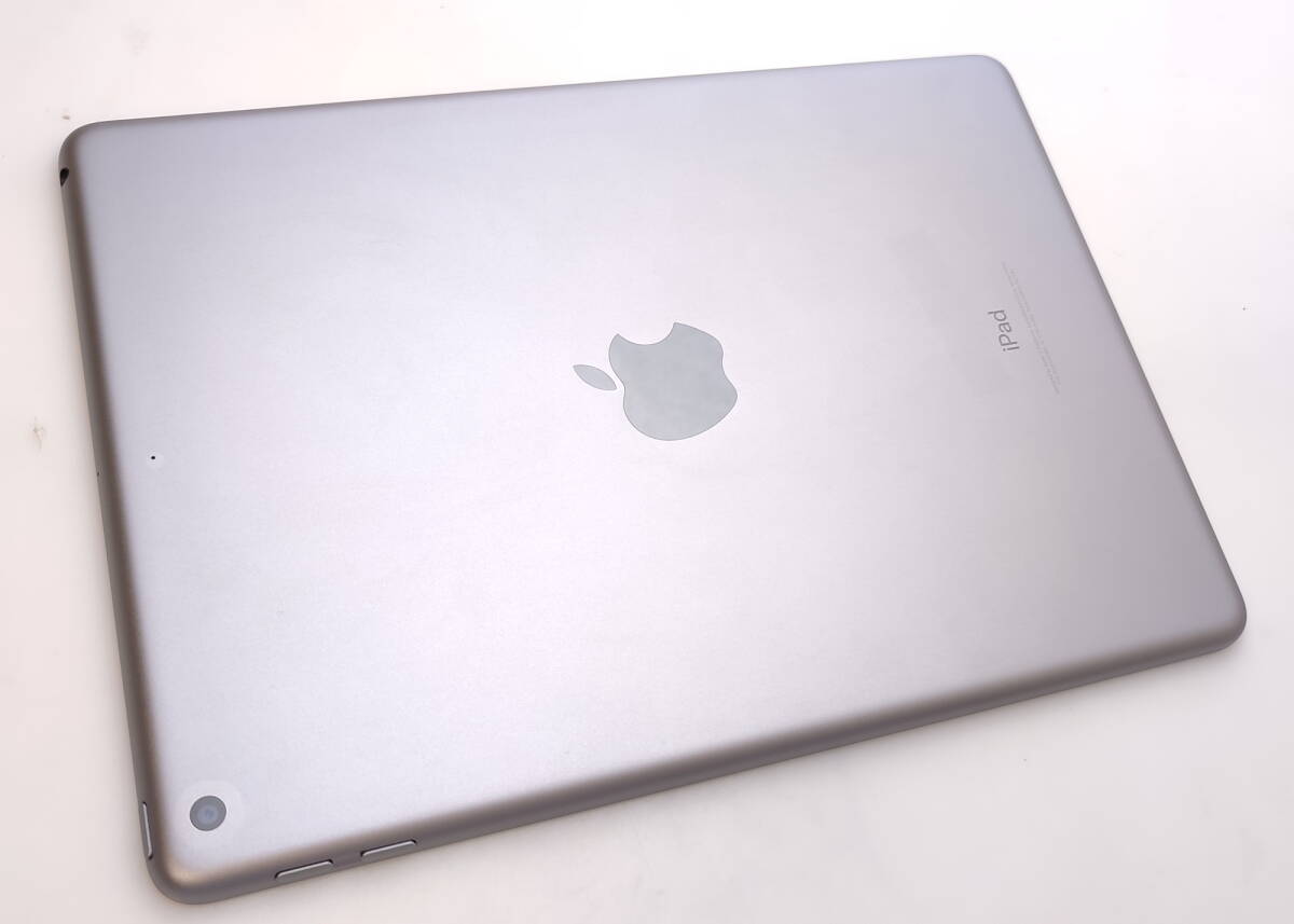 iPad 第6世代 Wi-Fiモデル 32GB グレー 中古良品 バッテリー最大容量97