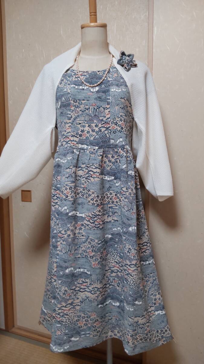 古布着物地◇リメイク◇手作り◇ブロ－チ付きワンピース（正絹）＆ボレロ（白の兵児帯）◇ハンドメイド