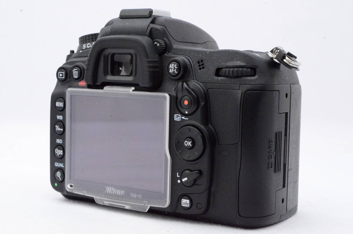 人気 Nikon ニコン D7000 デジタル一眼カメラ ボディ 付属品多数_3