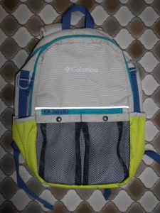 COLOMBIAコロンビア　KIDS　子供用リュックサック　バックパック　デイバッグ　220　PU82