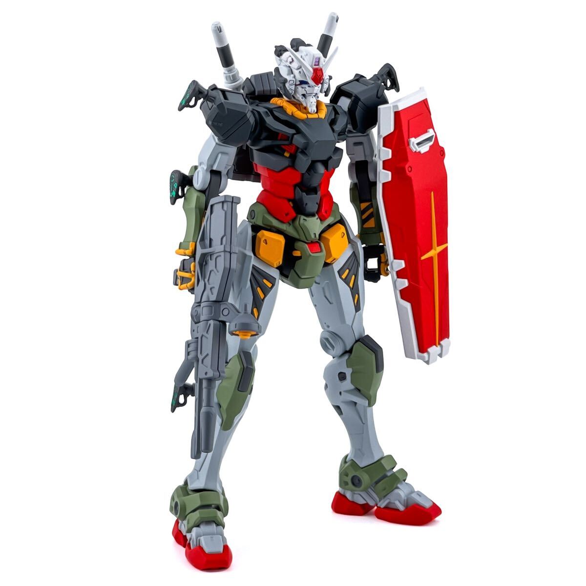HG 1/144 ガンダム(GQ) リアルタイプカラー 塗装済 完成品 赤いガンダム_7